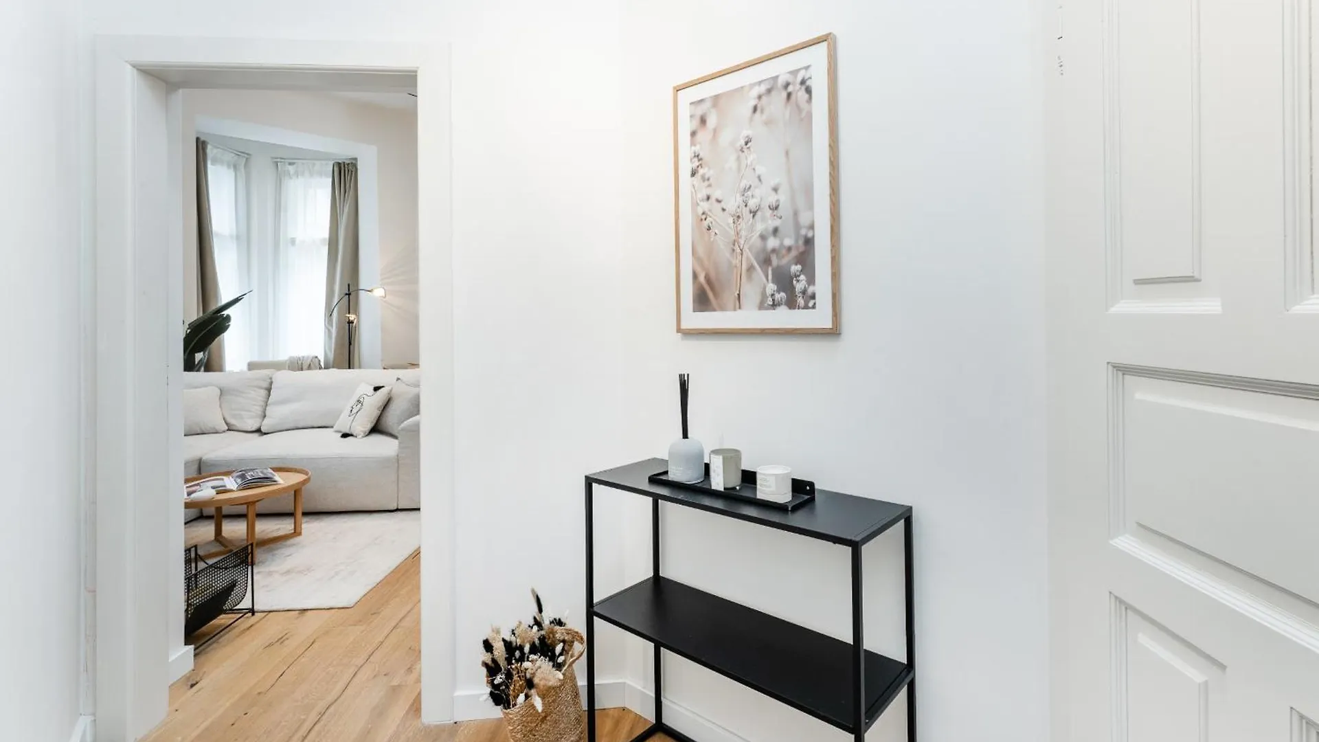 Cozy Wenceslas Square 700M Apartment, Praag Appartement